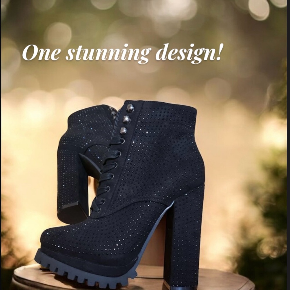 Elegant Black Ankle Boots